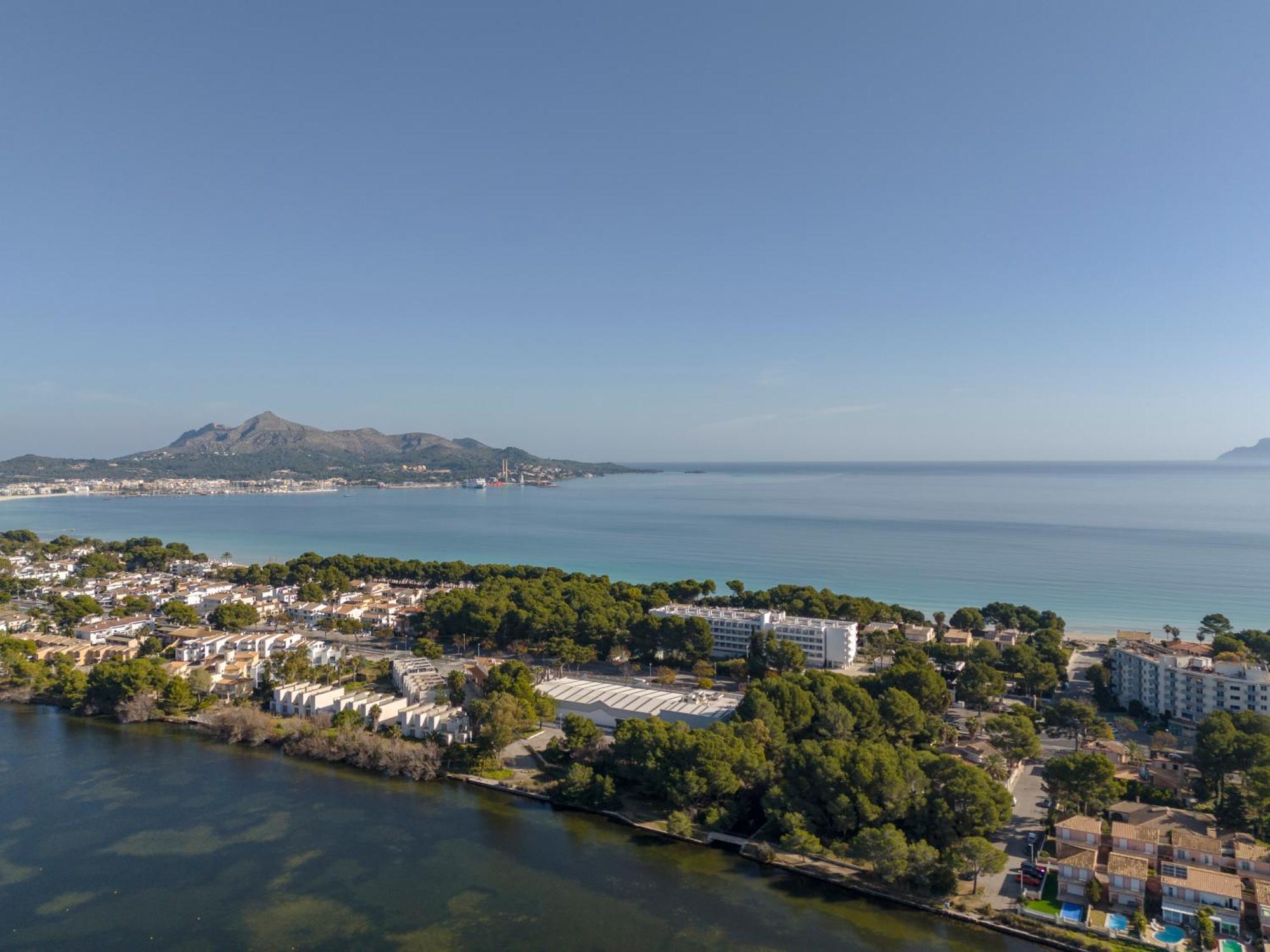 Villa Pam Beach House Playa De Muro - 200M To Beach With Hot Tub アルクディア エクステリア 写真